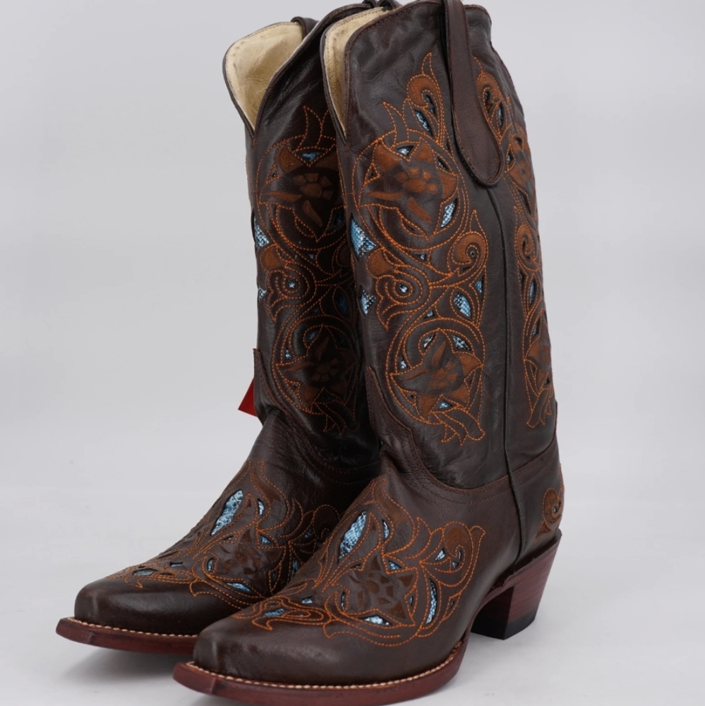 Ferrini Rust and Turquoise Snip Toe Boots